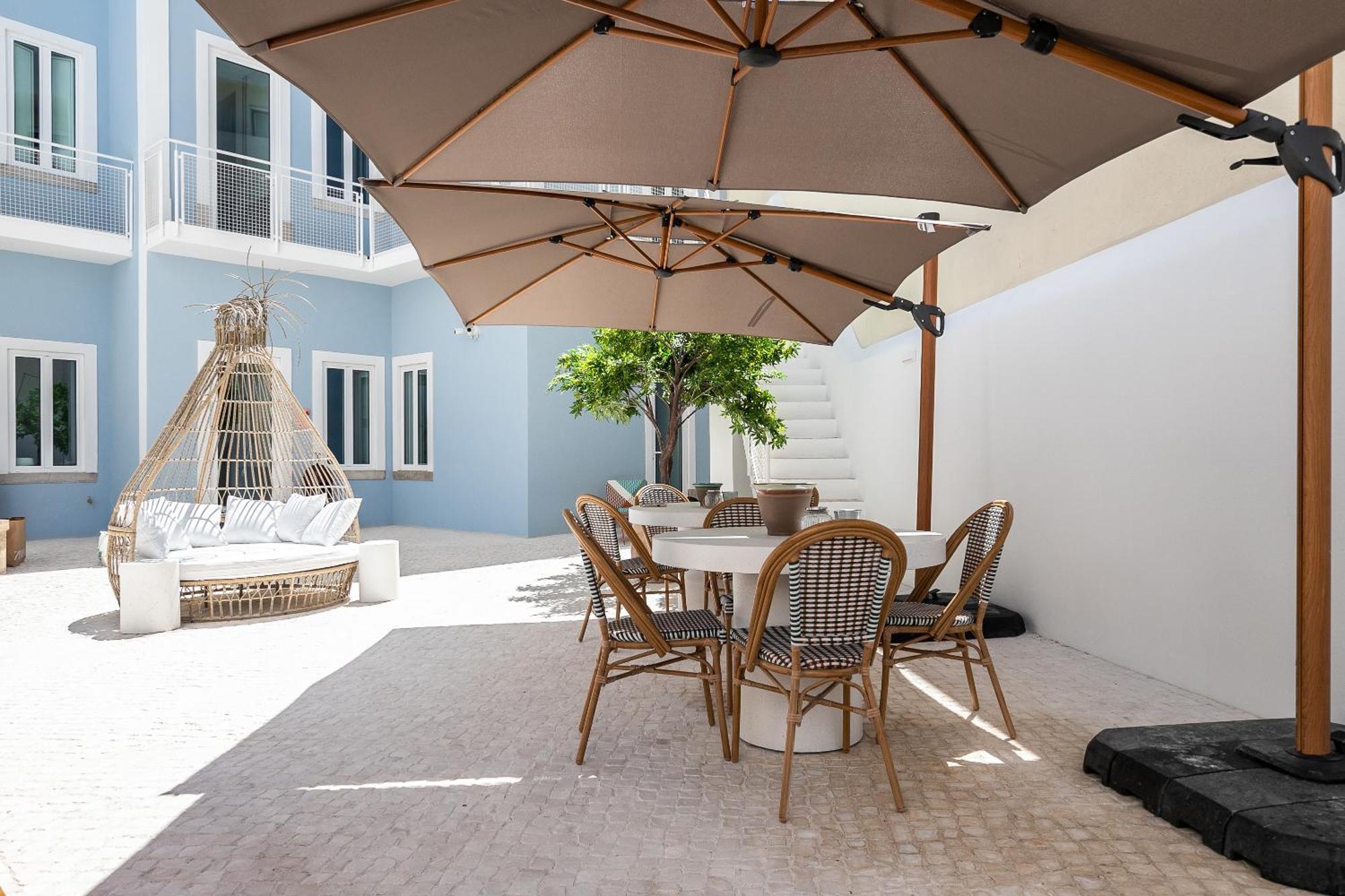 Dona Simone Boutique Suites & Studios - By @ Rita'S Place FAO Dış mekan fotoğraf