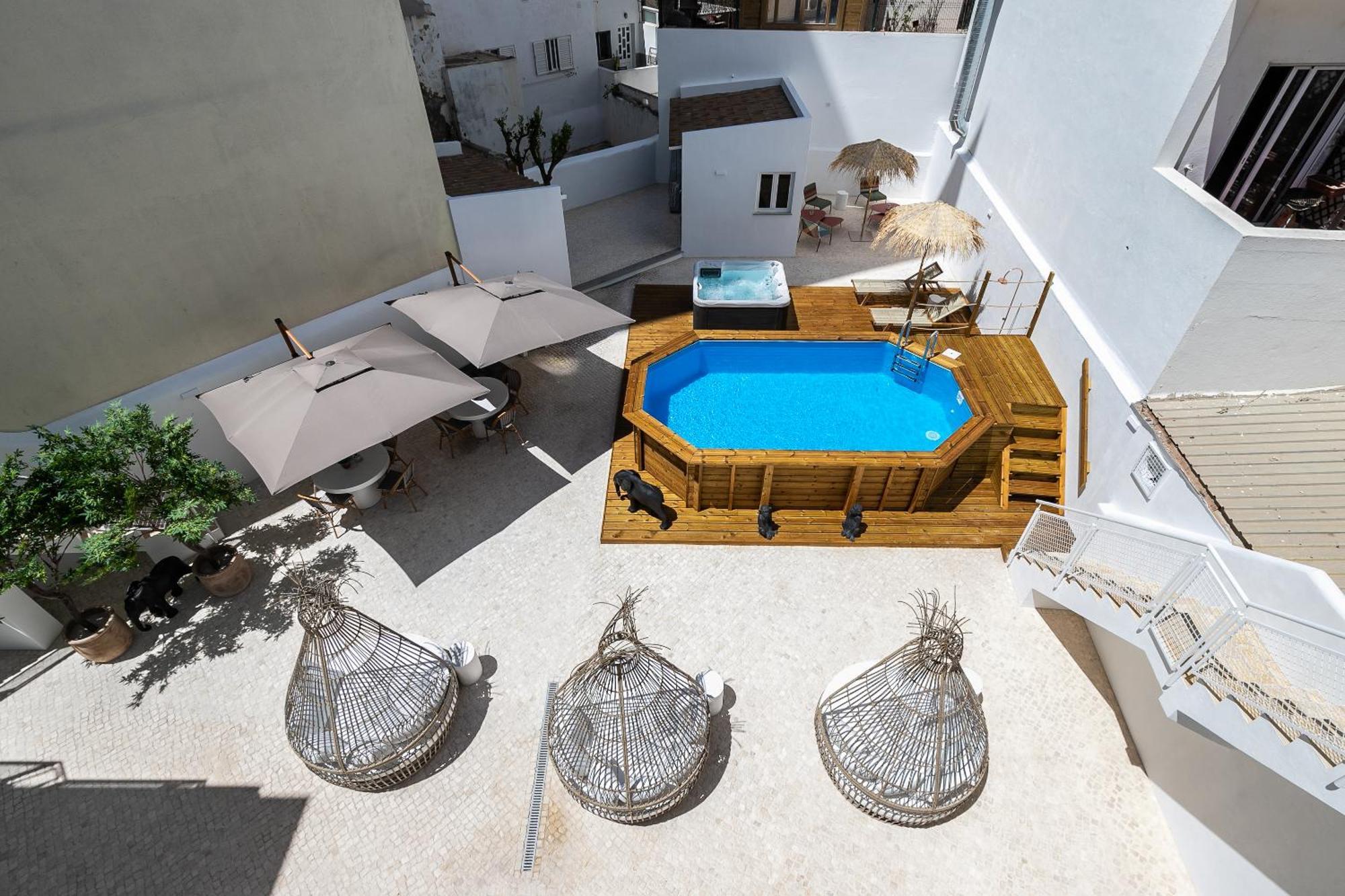 Dona Simone Boutique Suites & Studios - By @ Rita'S Place FAO Dış mekan fotoğraf